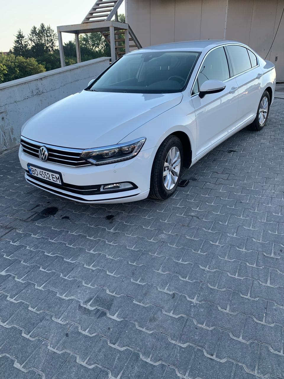 Volkswagen Passat B8 вигляд 3
